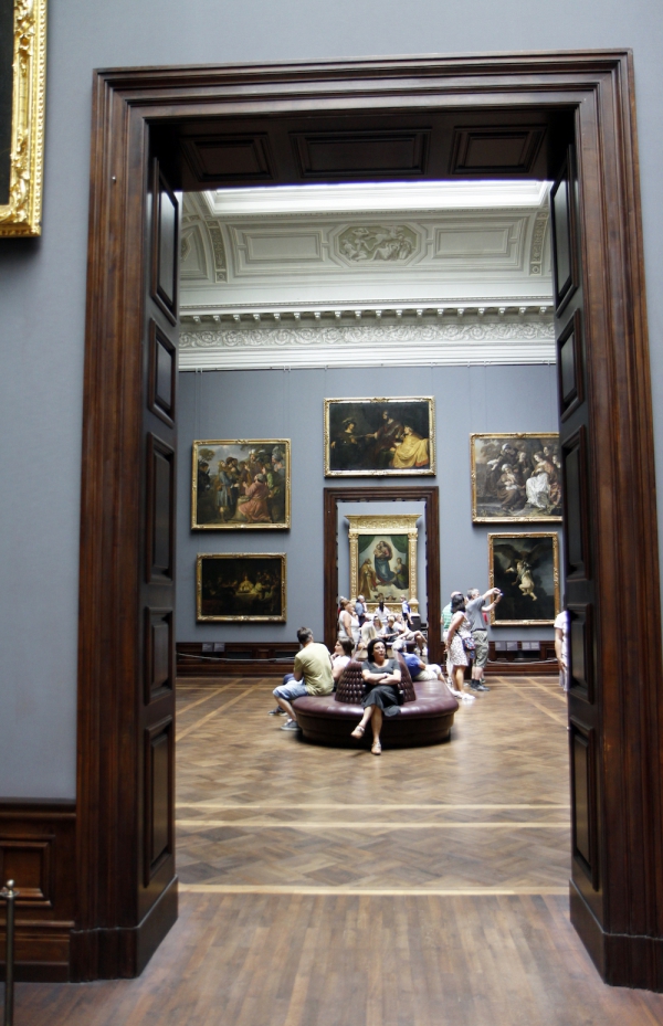 Kamers vol schilderijen van de oude meesters.