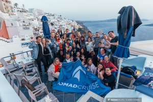 Met een groep van de Nomad Cruise op Santorini.