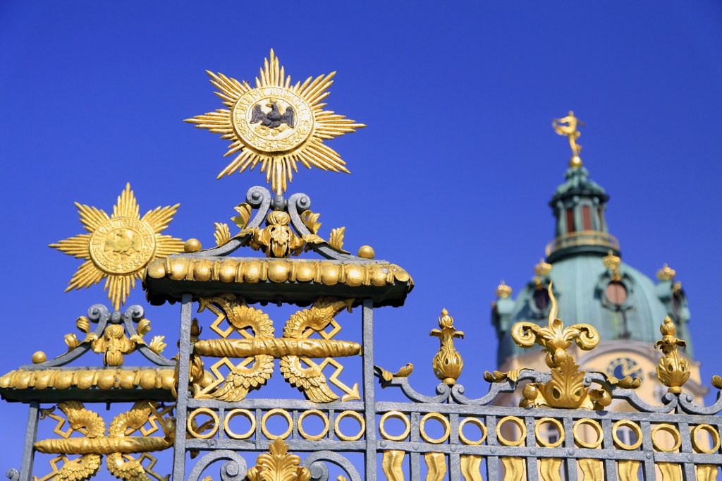 Rijk versierd hekwerk van Schloss Charlottenburg