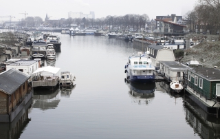 De haven van Maasbracht.