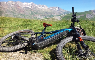 e-mountainbiken bij Les Deux Alpes en Alpe d'Huez in Oisans